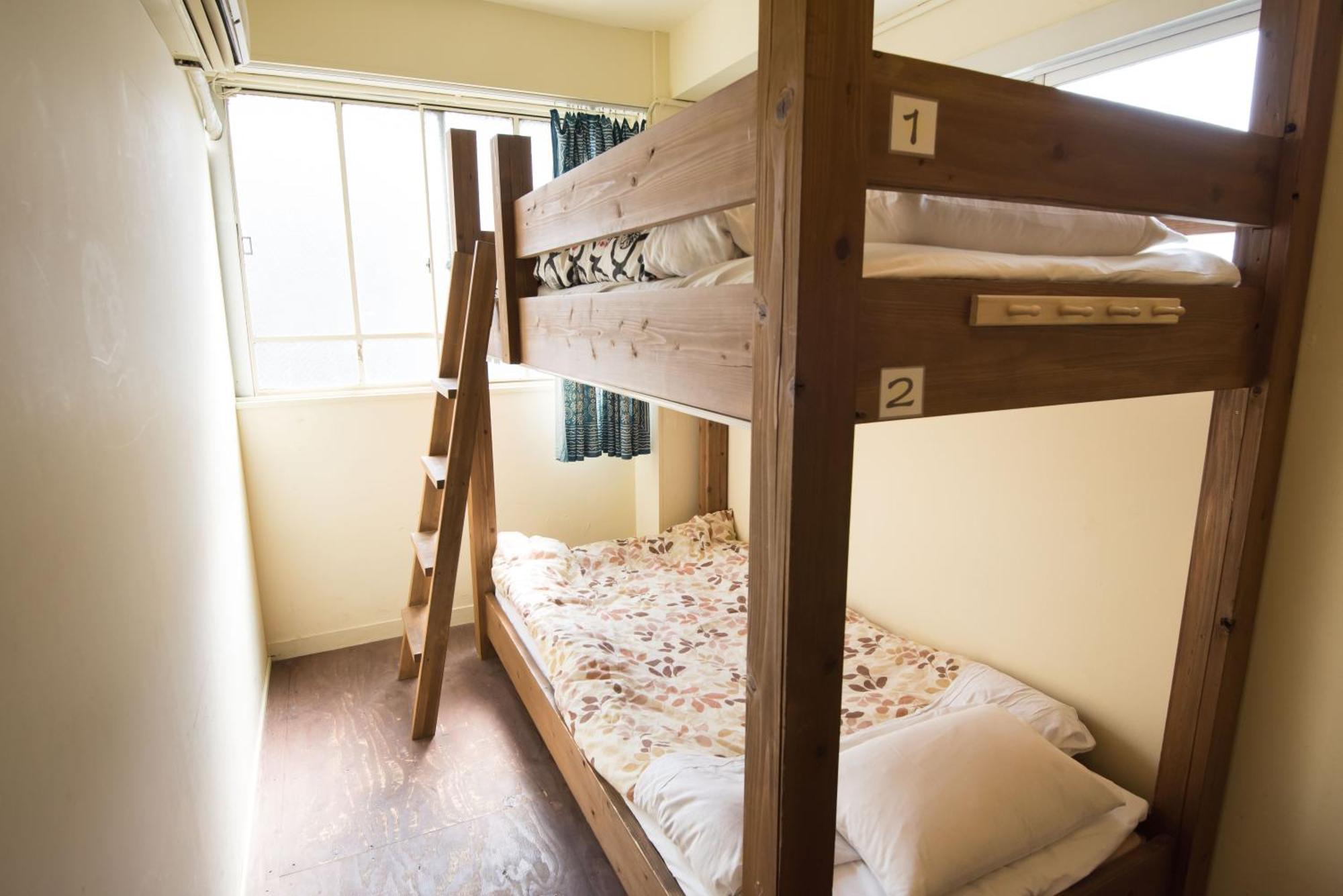 Hostel Q Осака Стая снимка