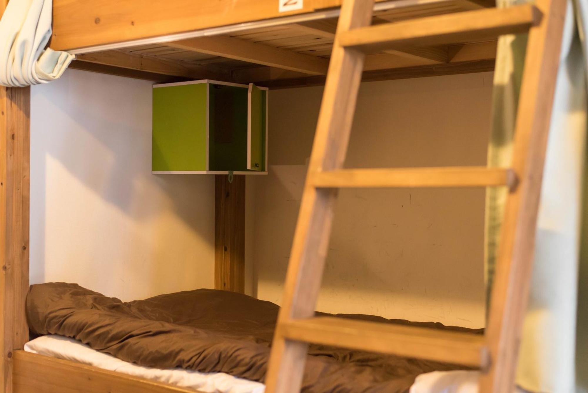 Hostel Q Осака Стая снимка