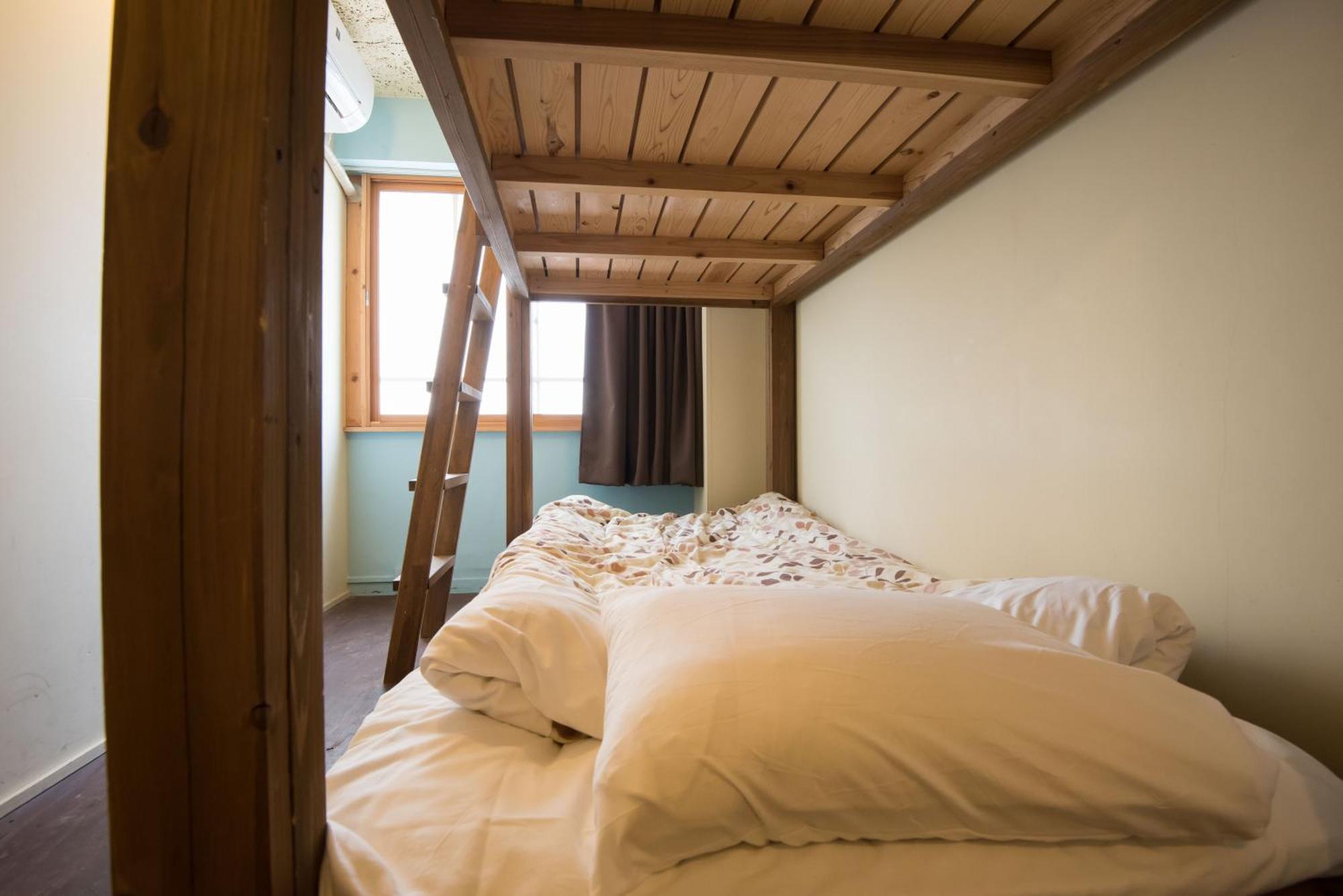 Hostel Q Осака Стая снимка