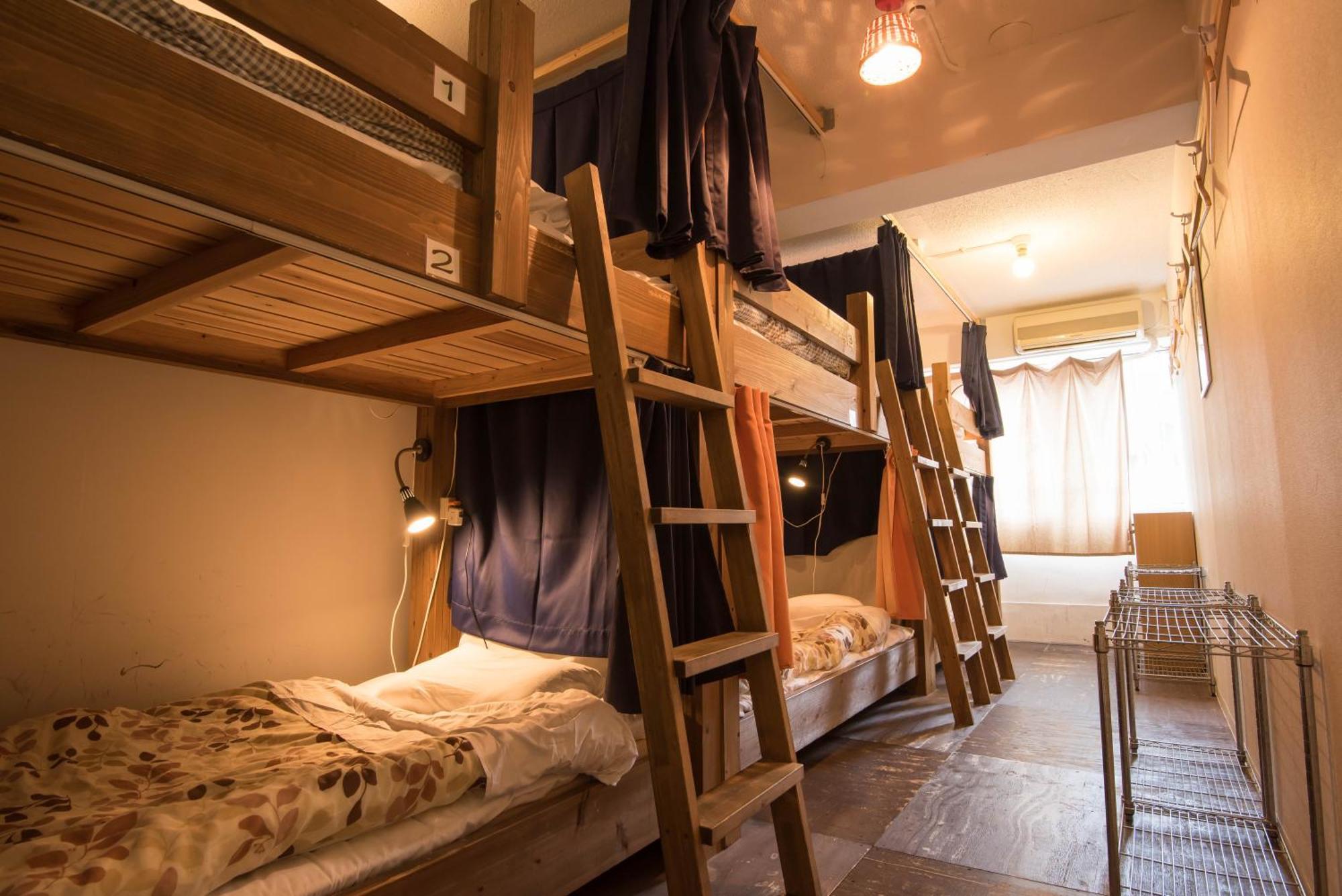 Hostel Q Осака Стая снимка