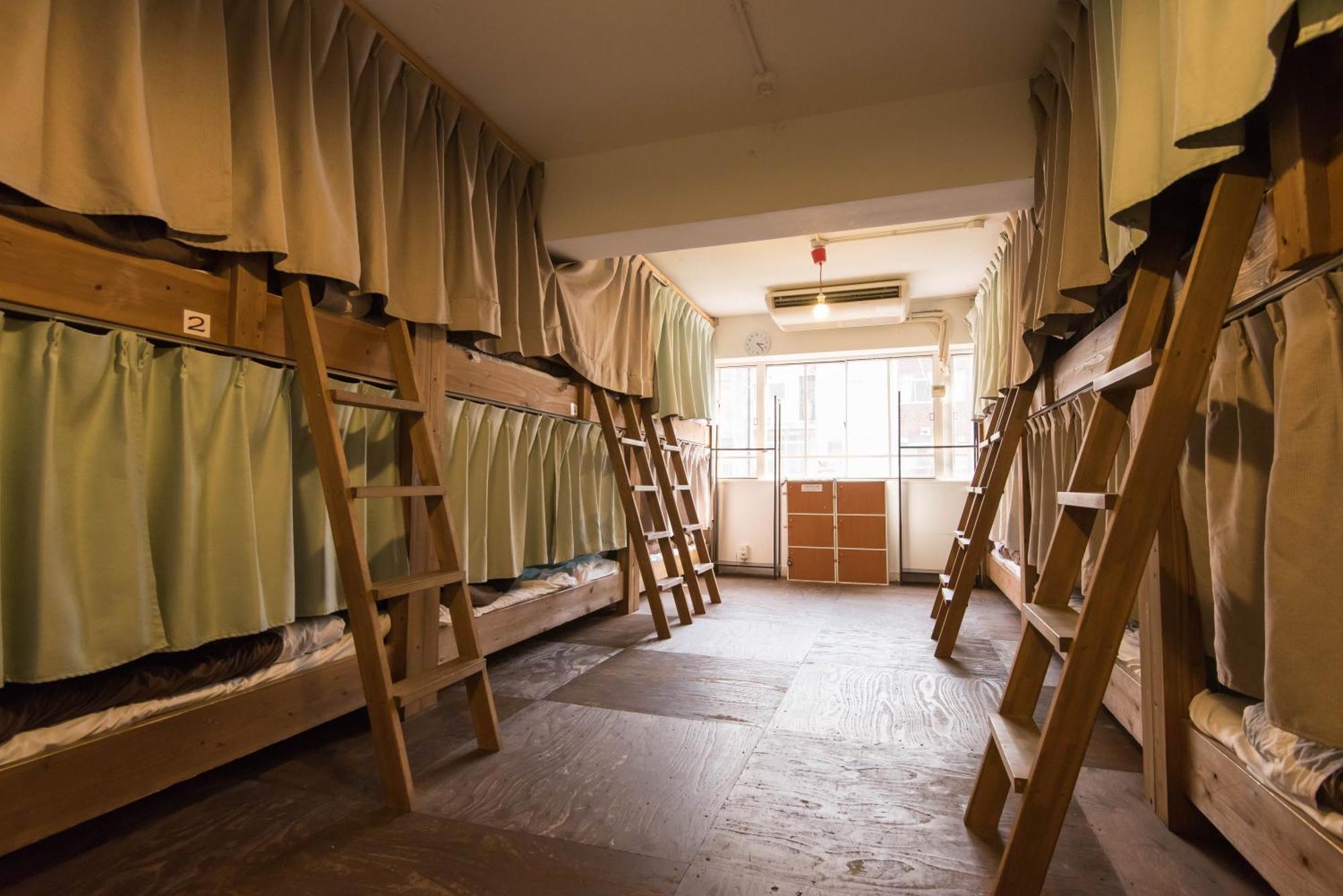Hostel Q Осака Стая снимка